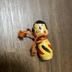 ぺこちゃん　こけし　1体　黄色　赤　黒