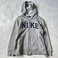 NIKE　フードフルジップアップパーカー　キッズ130　ロゴ刺繍◆6818