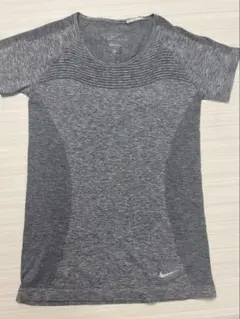Nike Dri-FIT グレー Tシャツ M