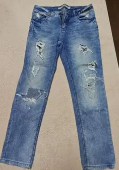 ZARAライトブルーダメージデニム