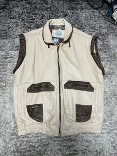 ベージュ レザーベスト ノースリーブ