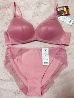 Item thumbnail for item 1679049c-dcda-4426-8581-96ee1bf33d80