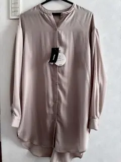 『タグ付き新品』　Right-on ライトオン　ブラウス　ベージュ　M〜L