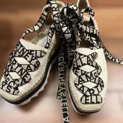 Item thumbnail for item 01b7610d-3c84-4dda-876d-2ebc5b6bace6