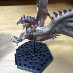 モンスターハンターフィギュア リオレウス・ヌシ