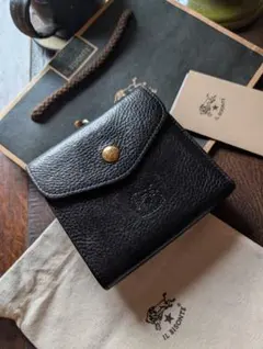 希少 ILBISONTE がま口 二つ折り財布 イルビゾンテ 財布 がま口（レディース二つ折り財布）｜財布