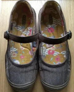 試着程度 KEEN Cush Damen ストラップ ハイキングシューズ 24