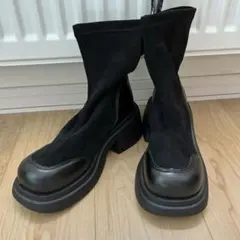 SALE！ブーツ 新品未使用　SHEIN