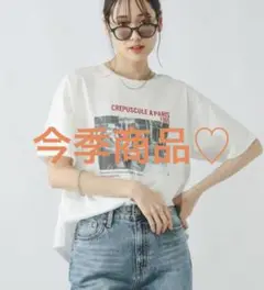 グローバルワークグラフィックプリント ホワイトTシャツ