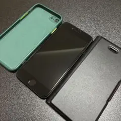 iPhone SE2 SIMフリー　128㎇　ほぼ美品　とおまけ複数点