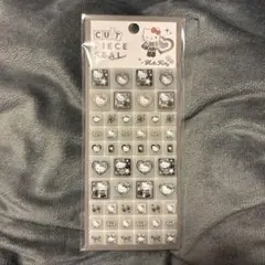 カットピースシール　タイルシール　キティー　サンリオ　モノクロ