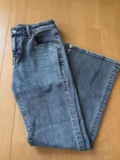 GU スリムフレアジーンズ 標準丈