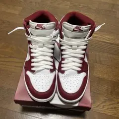 Nike Air Jordan 1 赤白 ハイカット スニーカー