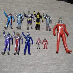 ウルトラマンフィギュア 3