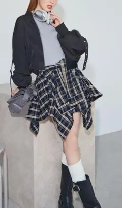 インパン裏地付きチェック柄ラップ風ミニスカート