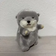 くったりカワウソの赤ちゃんハグハグ　LMC　グレーめとじ　カワウソぬいぐるみのサムネイル