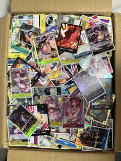 ワンピースカードゲームまとめ売り引退品約9,900枚、在庫一掃セール。30%割引
