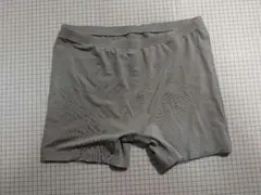 adidas　 グレー レギンス 　Lサイズ（JASPO規格）US S