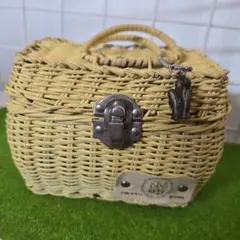 犬 猫 ホワイトバスケット 蓋付き 服 - メルカリ