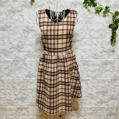 アースミュージックアンドエコロジー　チェック柄ノースリーブワンピース　【M】