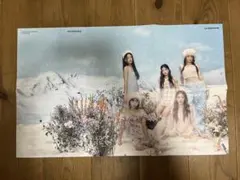 LE SSERAFIM ポスター