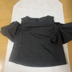 Chesty オフショルダー トップス ブラックのサムネイル
