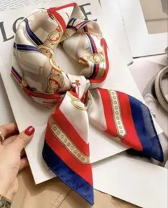 セール★スカーフ 大判　トリコロール　シルク調 ストール きれい　人気　春　綺麗