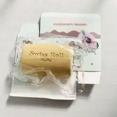 MoMo スクイーズ　ロールケーキ　紅茶味