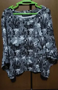 mercibeaucoup　半袖Tシャツ　メルシーボークーのサムネイル
