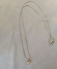 四つ葉のクローバーネックレス