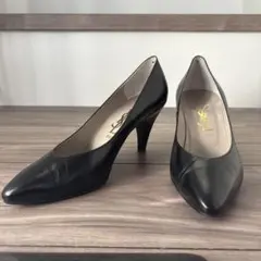 Yves Saint Laurent ブラック ハイヒール