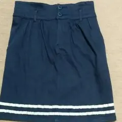 スカートのサムネイル