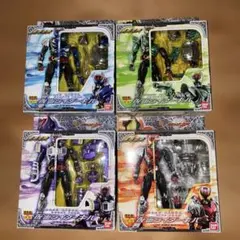 装着変身 仮面ライダーキバ 4種フォームセットのサムネイル
