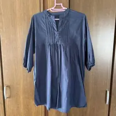 ピンタックチュニック美品　ネイビー