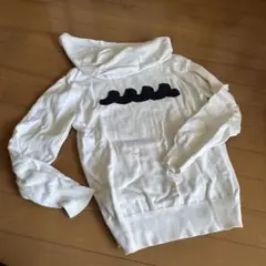 Muta ロゴ入りパーカー