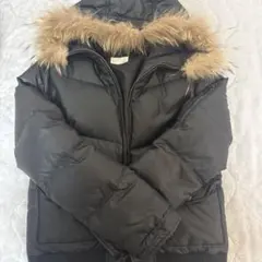 ファー付きブラックダウンジャケット Sサイズ