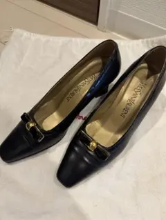 YVES SAINT LAURENT ブラック ヒール