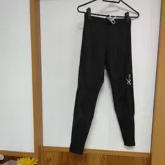 み*ん様 CW-X フィットネス用 ブラックレギンスのサムネイル