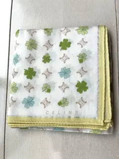 セリーヌ　ハンカチ　クローバー　トリオンフ
