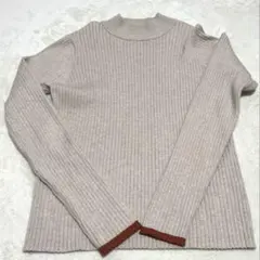 リブ編みハイネックセーター ベージュ Ｌサイズ