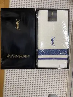 少し訳有り　サンローランスポーツタオル