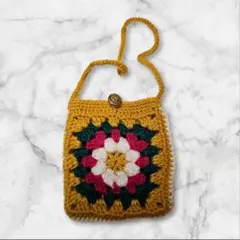 カラフルなかぎ針編みポシェット