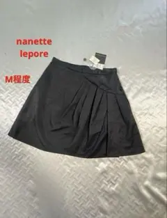 新品　nanette lepore ミニスカート　黒　日本製　エンボス生地のサムネイル