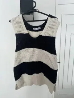 ZARA ノースリーブニット 黒・白・ベージュ