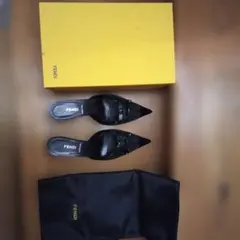 FENDI ズッカ柄 ミュール ブラックのサムネイル