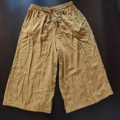ユニクロ　UNIQLO ガウチョパンツ Mサイズ キャメル