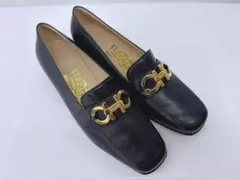 Ferragamo ブラックレザー ローファー