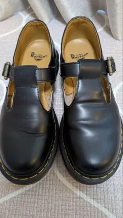 【超美品！】Dr. Martens　POLLEY Tストラップシューズ ブラックのサムネイル
