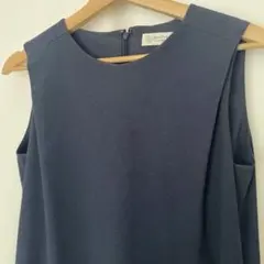 ノースリーブひざ丈ワンピース　ネイビー　BEAUTY&YOUTH