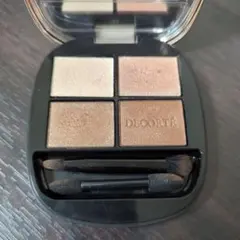 スキンシャドウデザイニングパレット　01